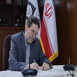 دکتر وحید اشتیاق موسس پژوهشکده حقوقی شهردانش - داماد امامی کاشانی